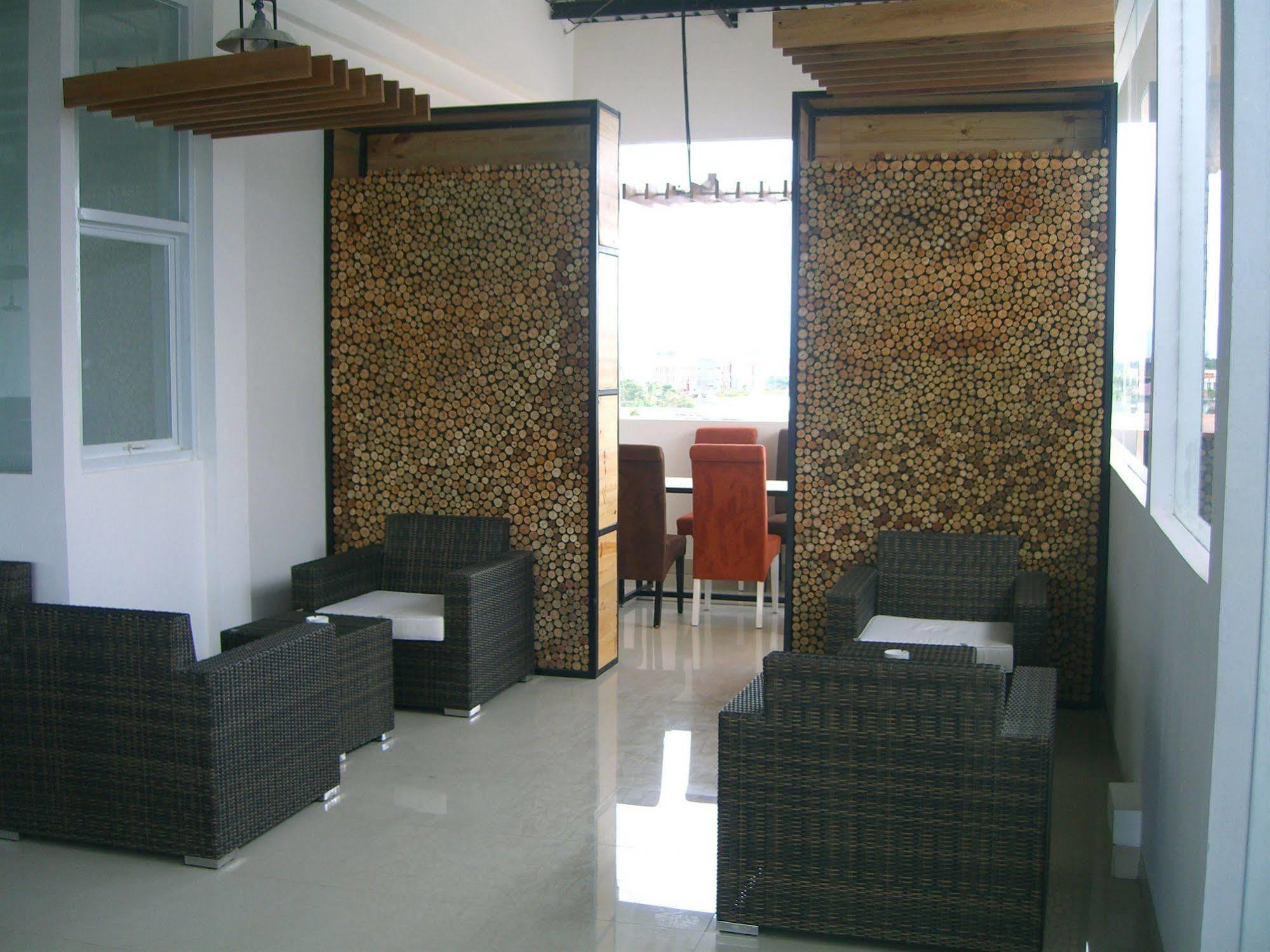 Dragon Inn เคนดารี ภายนอก รูปภาพ